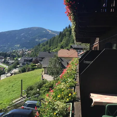 Haus Heimo Homestay Bad Kleinkirchheim